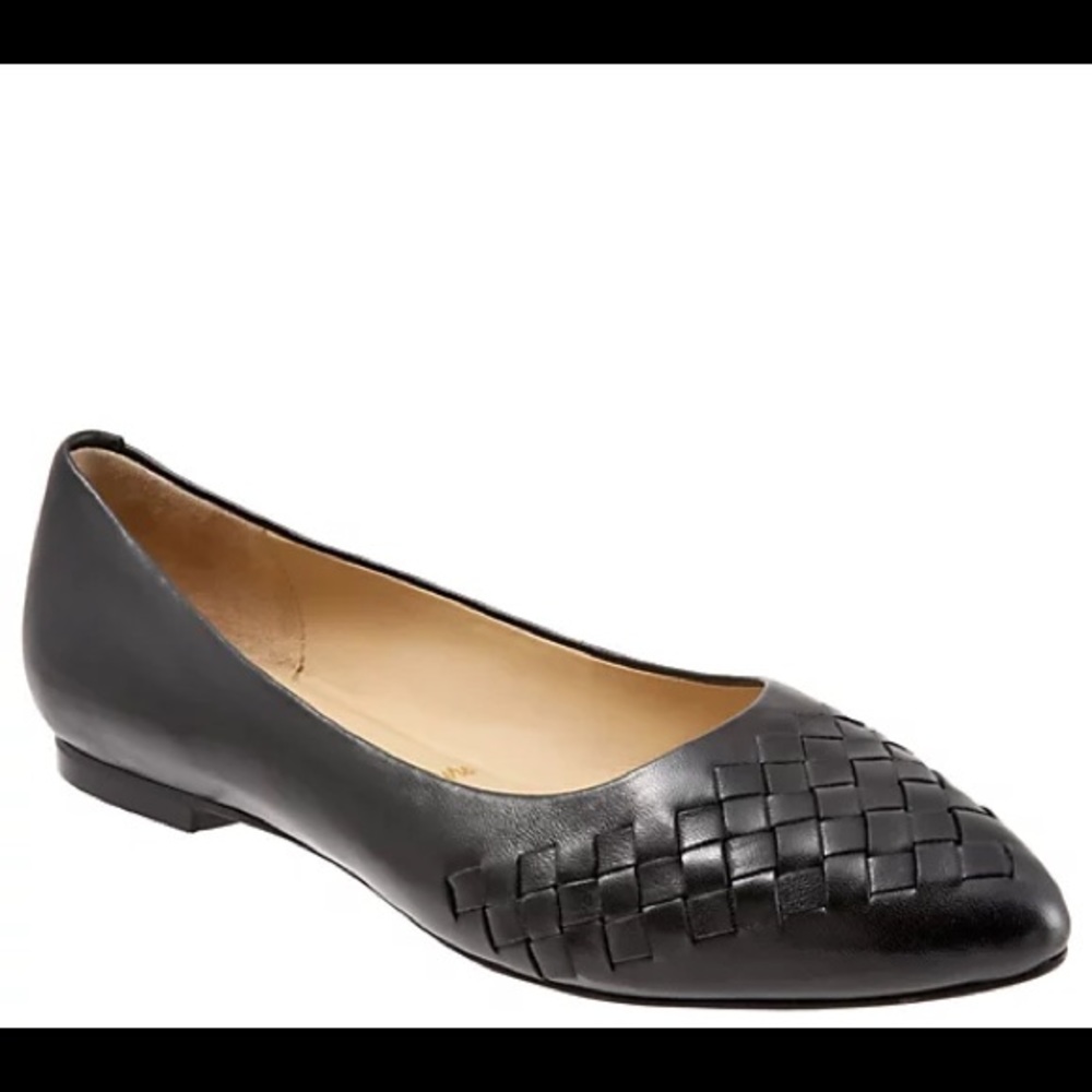 Trotters Pointed Toe Estee Woven Leather Flats